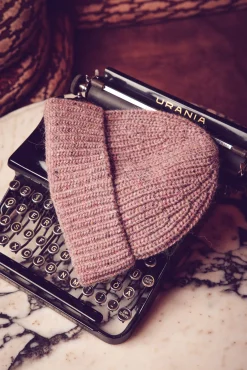 Maison 123 Bonnets>Bonnet en laine VADIM ROSE FONCE