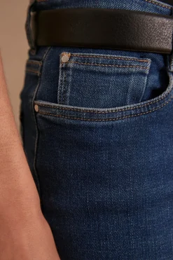 Maison 123 Jeans We Care|Jeans Droits>Jean droit SONIA Produit labellisé We Care mettant en avant l'utilisation de matières plus responsables et la valorisation de la production locale INDIGO FONCE