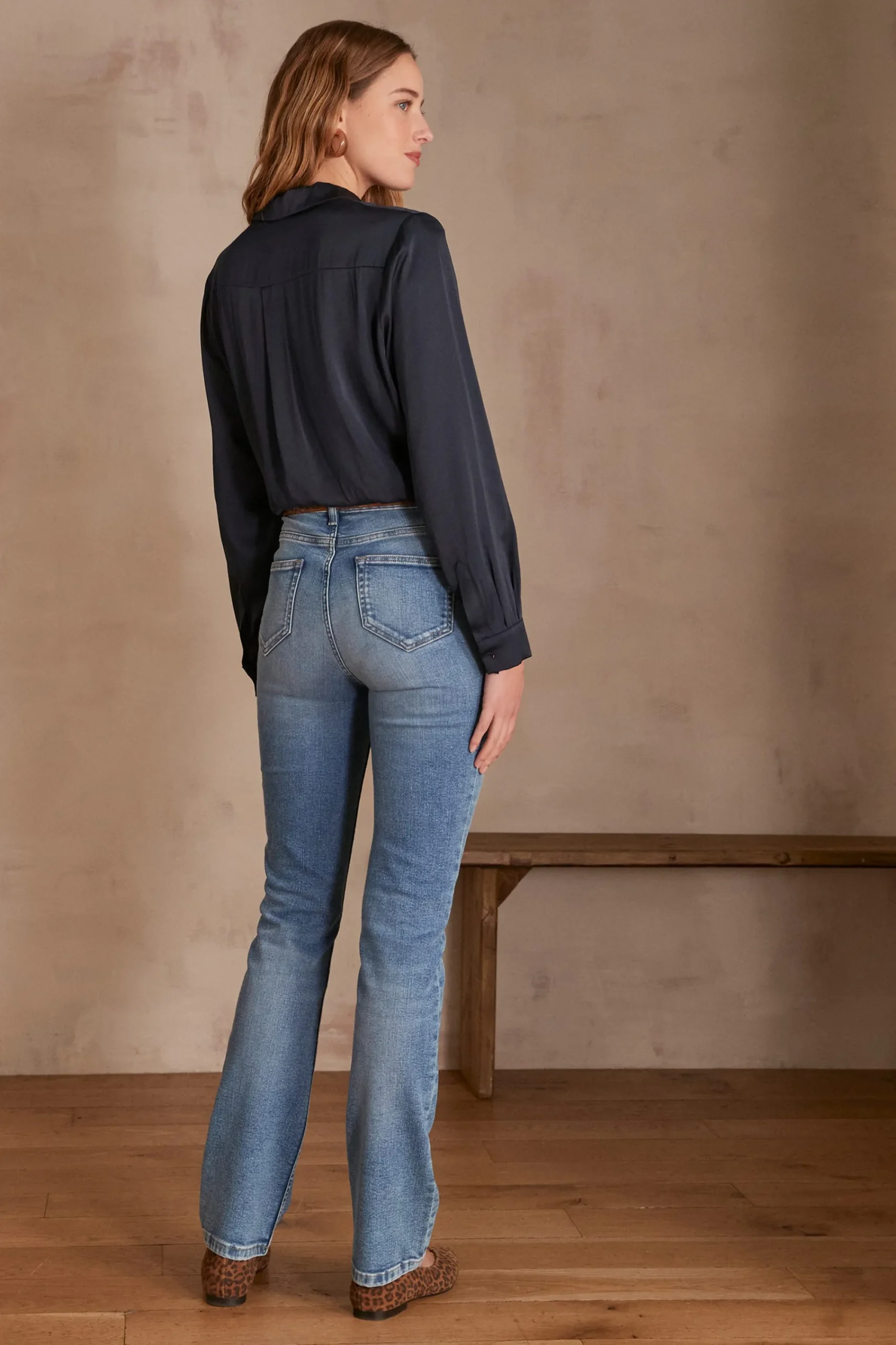 Maison 123 Jeans We Care|Jeans Droits>Jean SONIA Produit labellisé We Care mettant en avant l'utilisation de matières plus responsables et la valorisation de la production locale DELAVE CLAIR