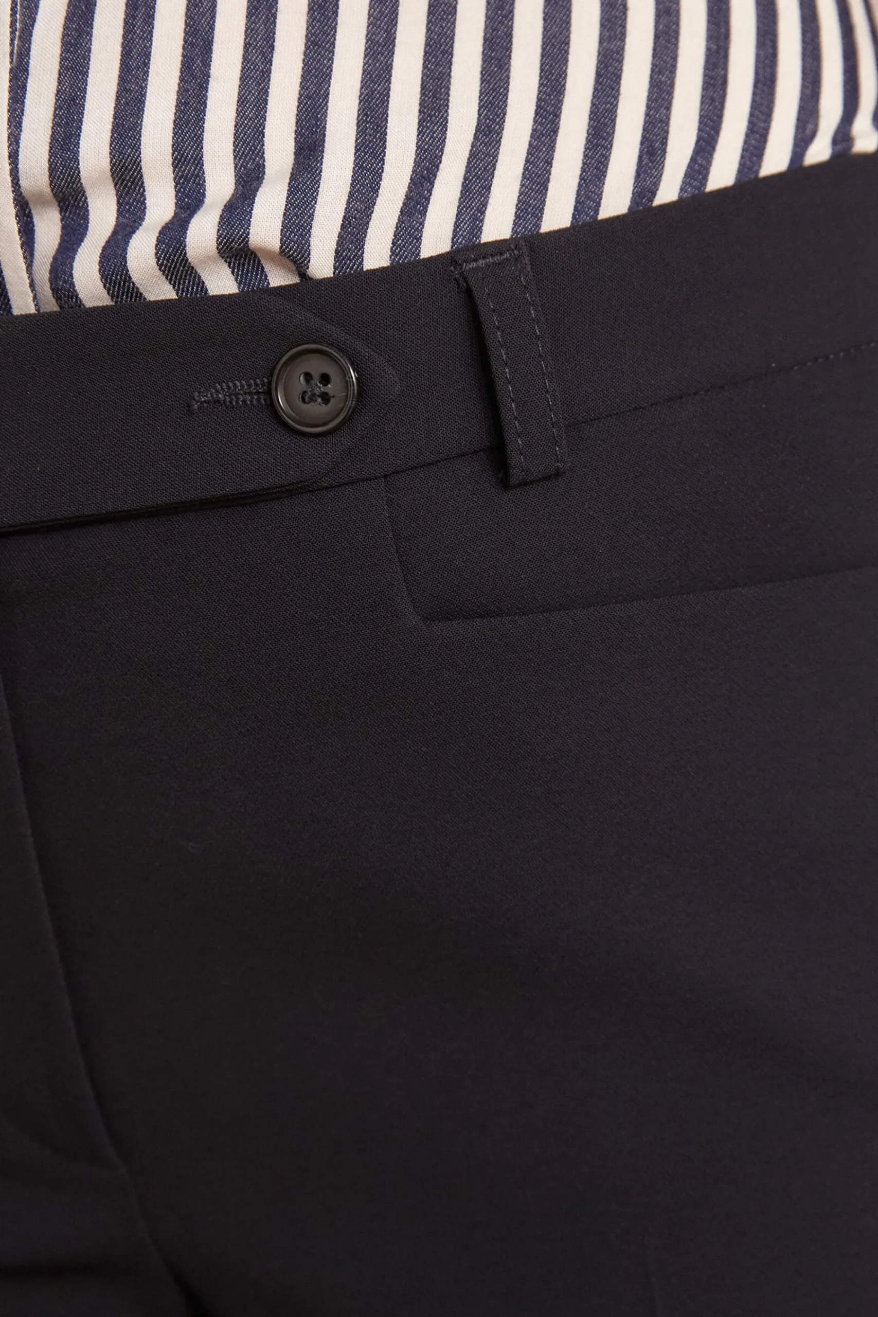 Maison 123 Pantalons De Tailleur|Tailleurs>Pantalon cigarette Valero Produit labellisé We Care mettant en avant l'utilisation de matières plus responsables et la valorisation de la production locale MARINE
