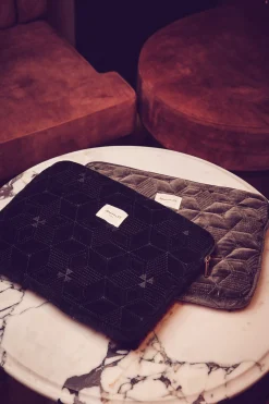 Maison 123 Les Pochettes|Trousses Et Pochettes>Pochette d'ordinateur GARETH NOIR